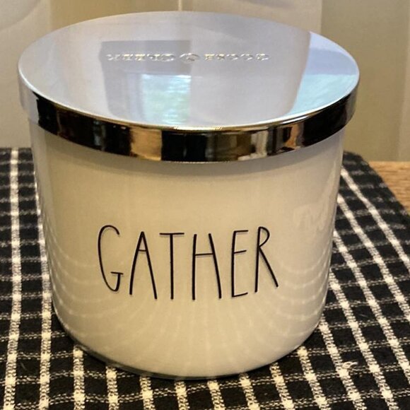 NEW Goose Creek Baked Cherry Pie GATHER 3-Wick Farmhouse Candle - Picture 1 of 3